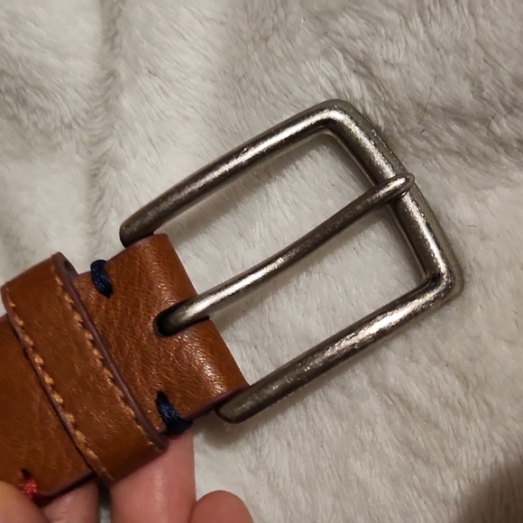 Tommy Hilfiger belt - Picture 8 of 14